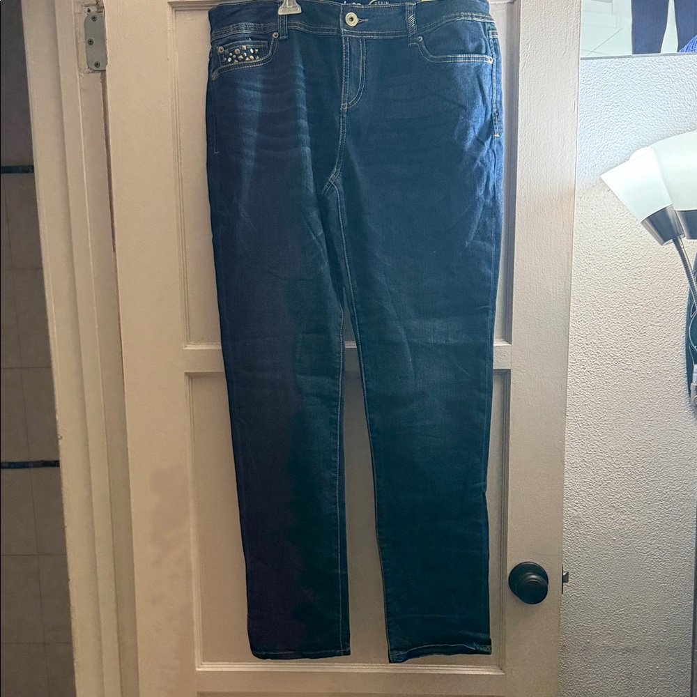 INC JEAN